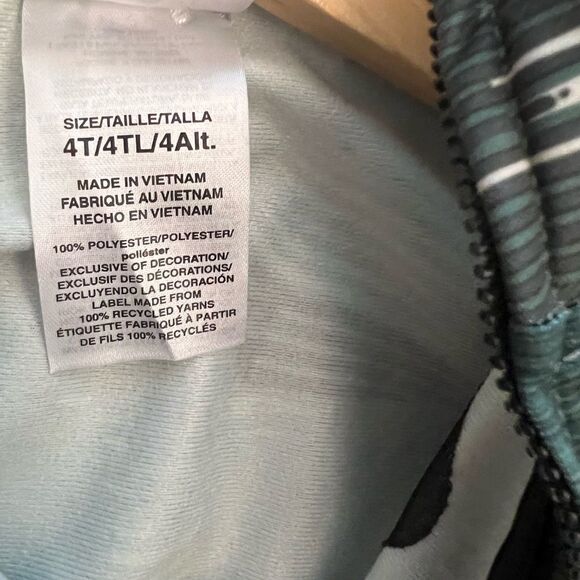 Adidas wave cammo toddler jacket. Unisex size 4T - Picture 8 of 9